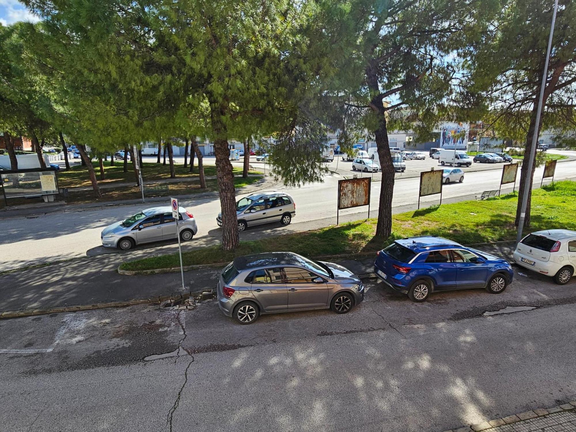 La Casetta Bilocale Centrale Con Terrazza Parkfree Wifi Minipc Ps4 Ac Iesi Exterior foto